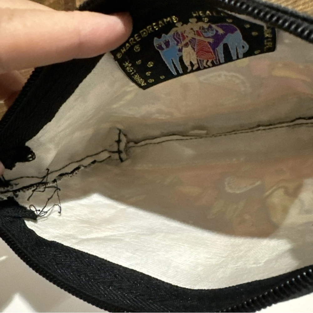 Laurel Burch Canvas Zippered Canine Clan Cosmetic Bag 9 1/4” X 6 1/2” Preowned - Picture 7 of 11